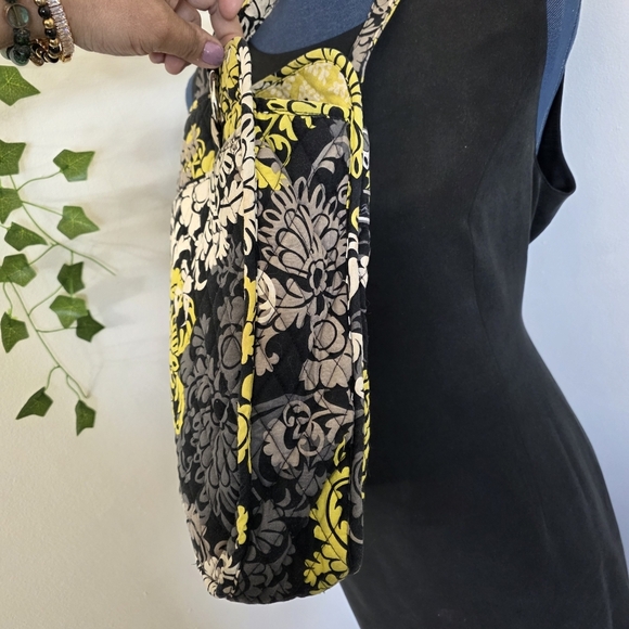 Retired Vera Bradley Baroque Large Tote Bag Black White Yellow - Picture 6 of 13